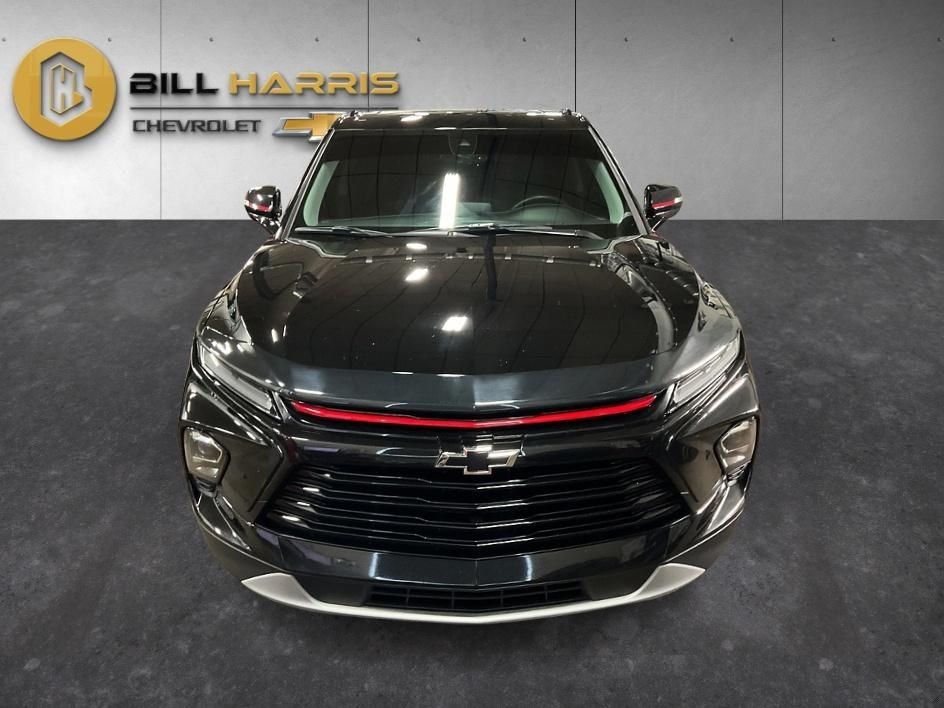 Used 2023 Black Chevrolet LT image 8