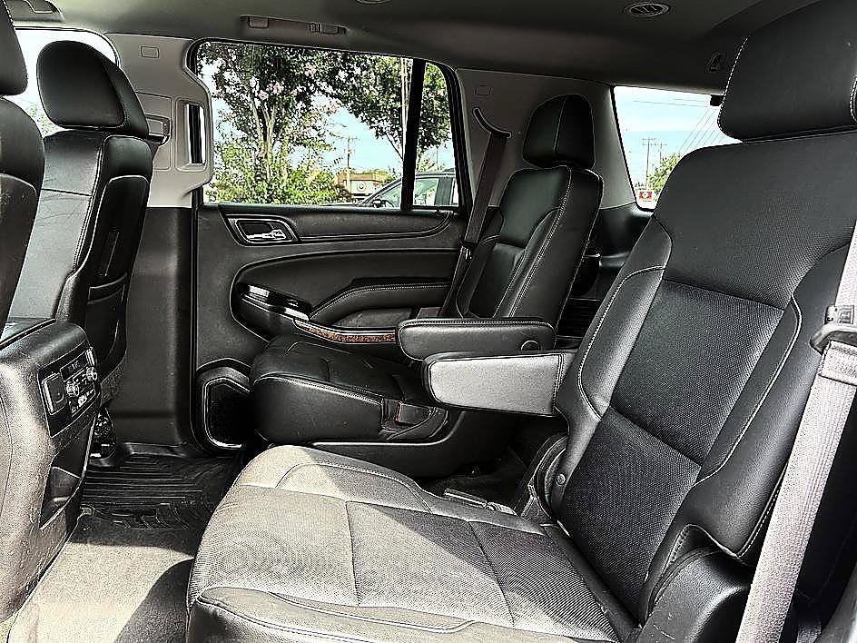 Used 2015 White Diamond Pearl Chevrolet LTZ image 10