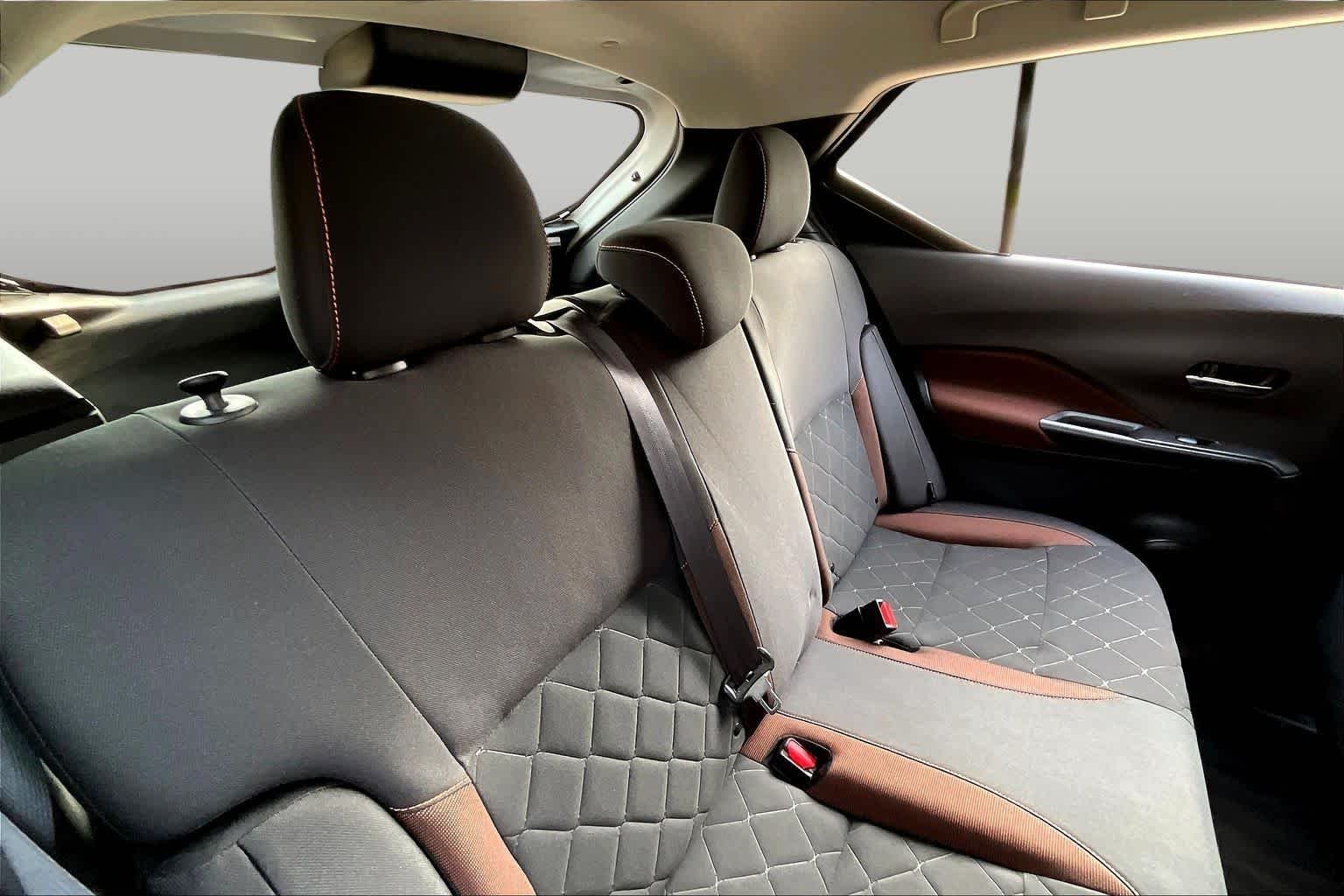 Used 2020 Aspen White/Super Black Nissan SR image 19