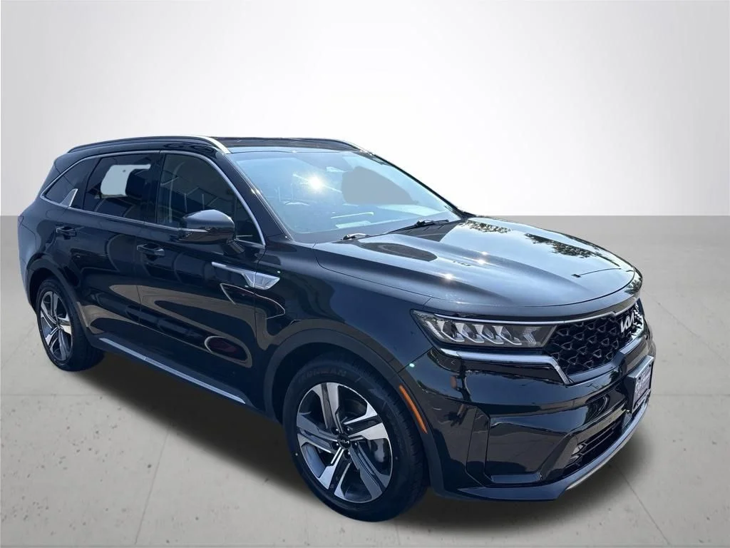 Used 2023 Black Kia EX image 4