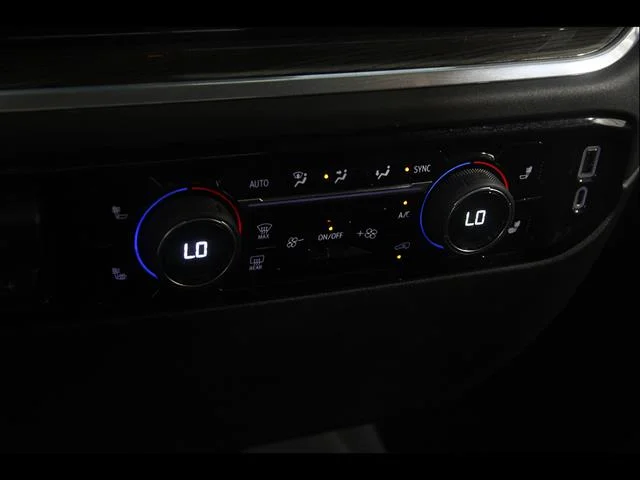 2022 Chevrolet Silverado 1500 LT - Photo 14