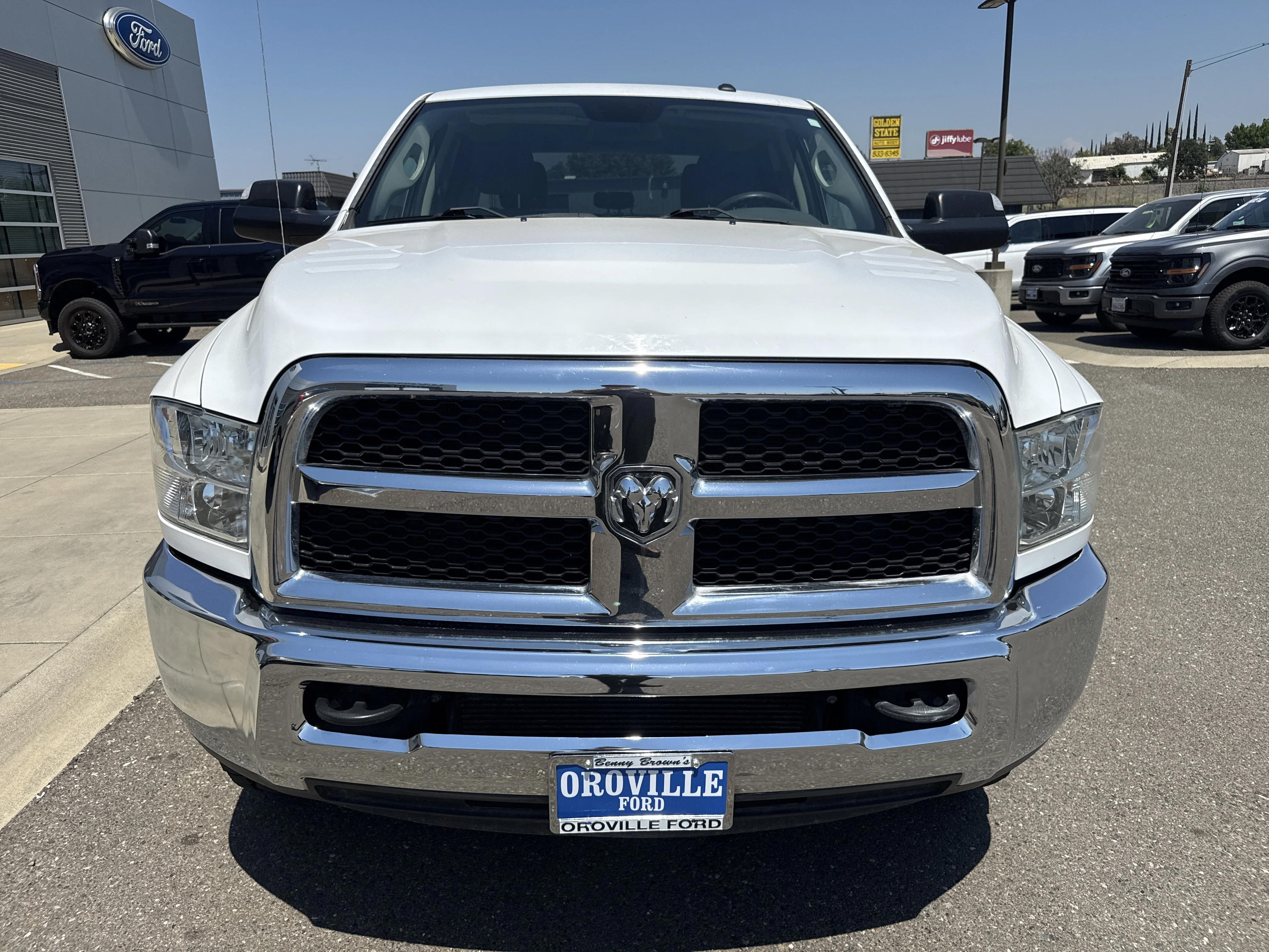 Used 2016 Bright White Clearcoat Ram Tradesman image 8