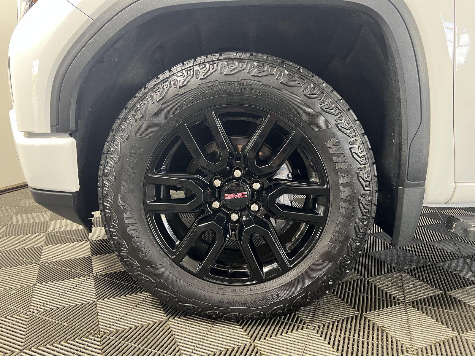 Used 2023 Summit White GMC Elevation image 9