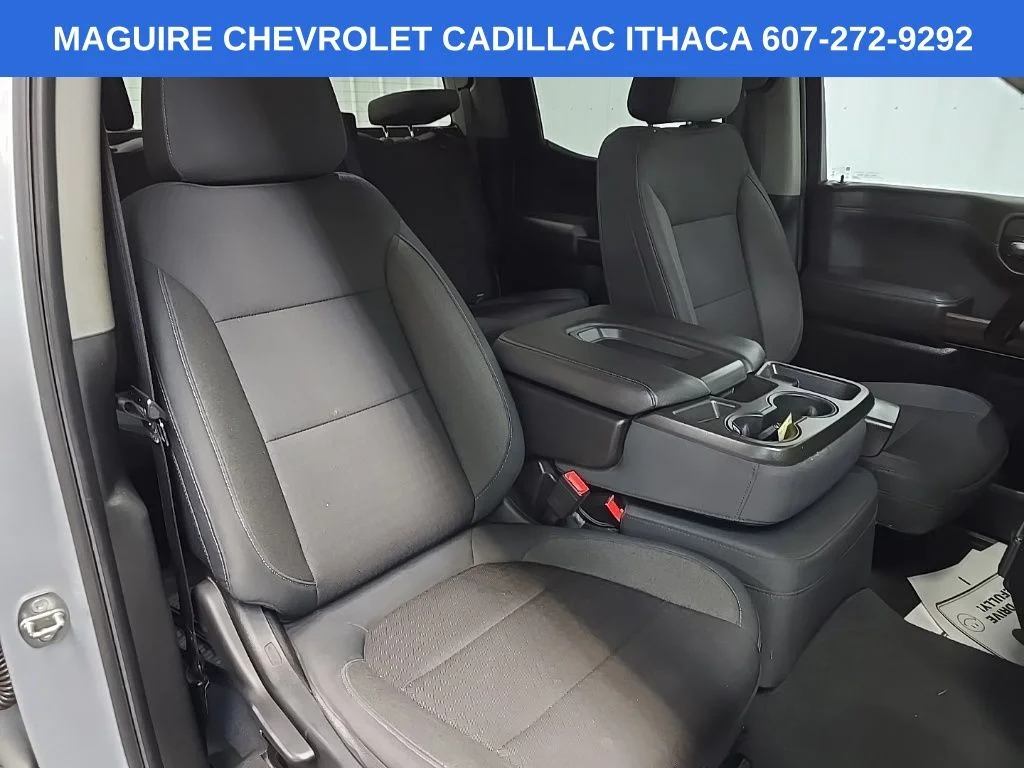 Used 2019  Chevrolet LT image 14