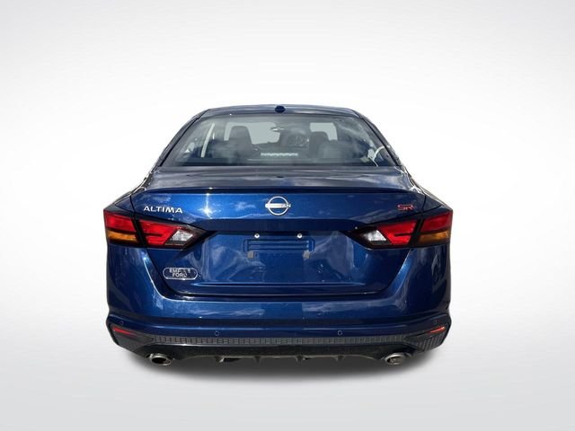 2024 Nissan Altima 2.5 SR photo 4