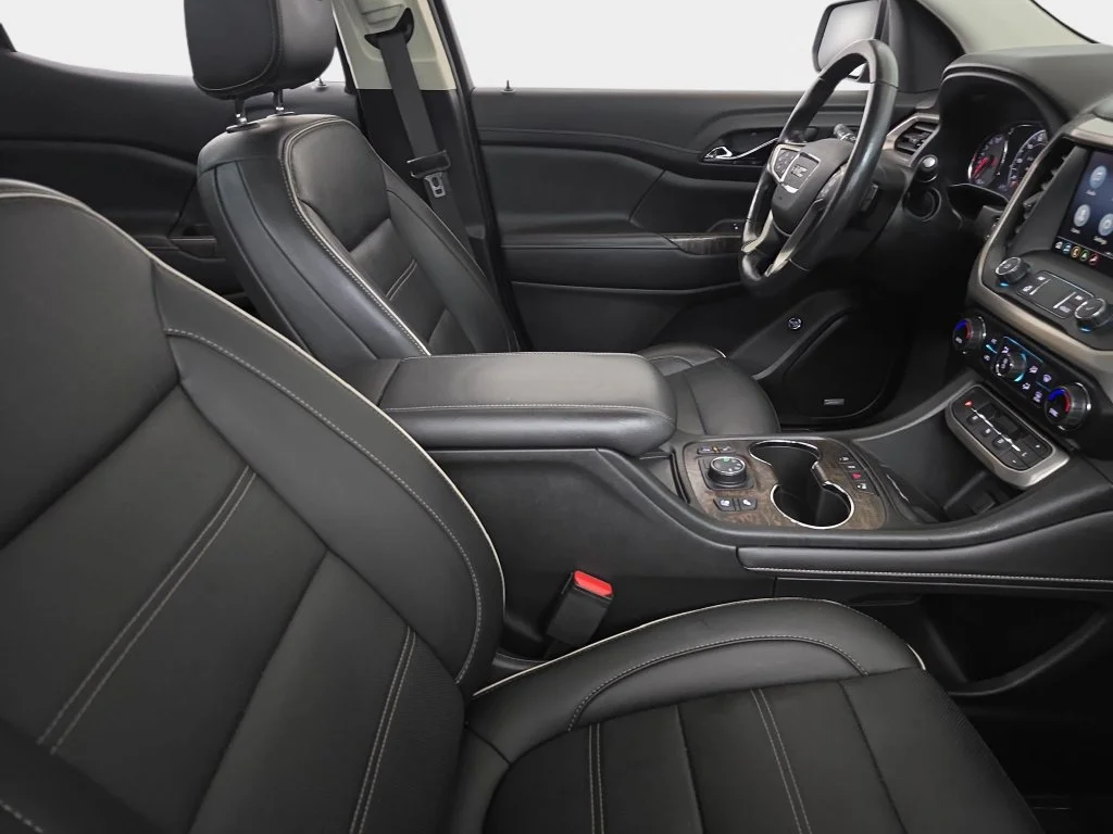 Used 2021 Gray GMC Denali image 10