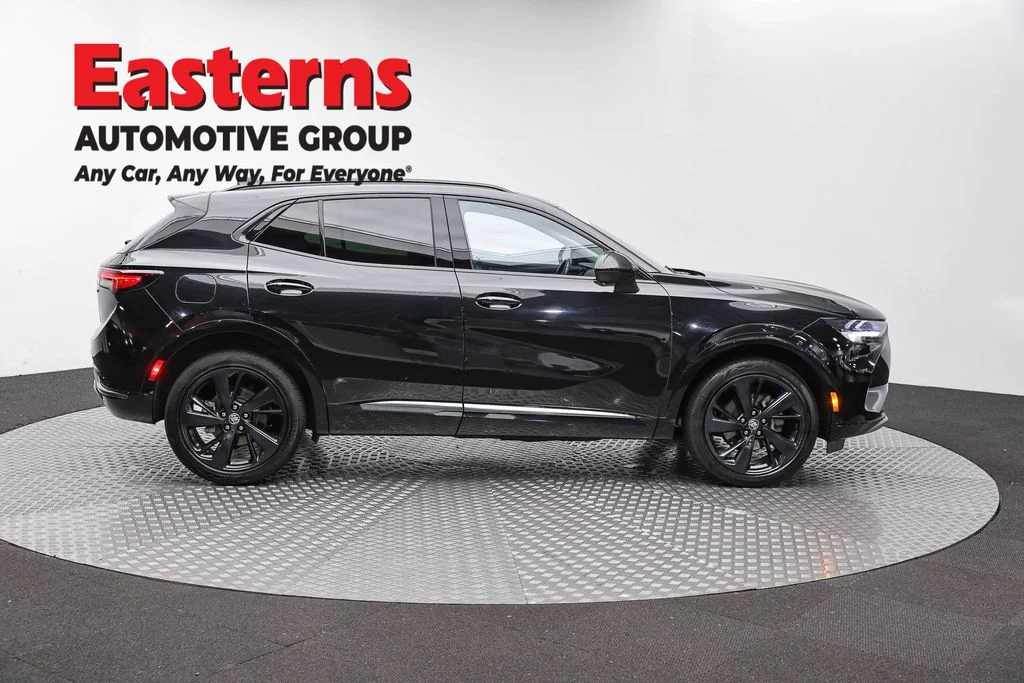 Used 2023 Black Buick Essence image 4