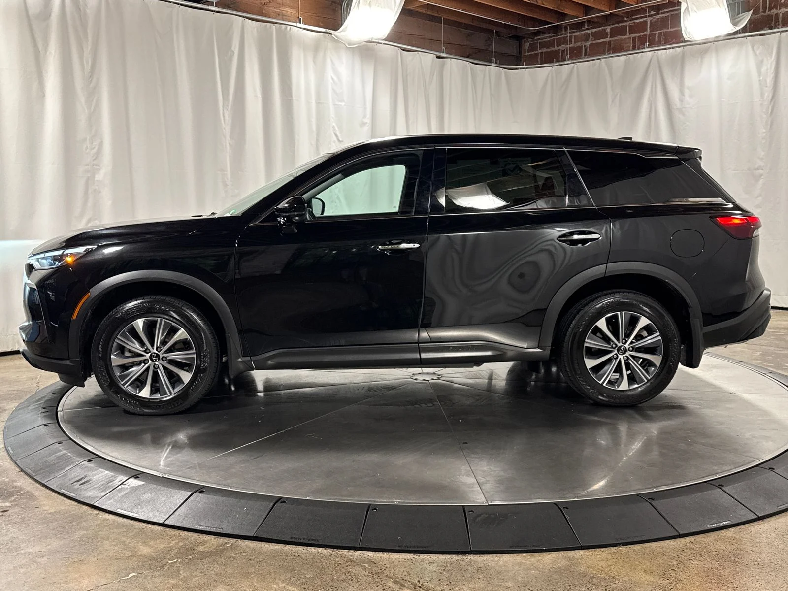 2025 INFINITI QX60 PURE - Photo 8