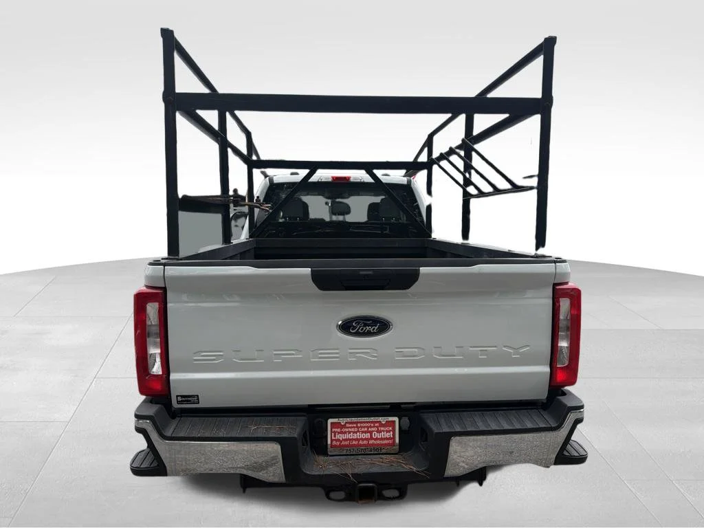 Used 2024 White Ford XL image 7