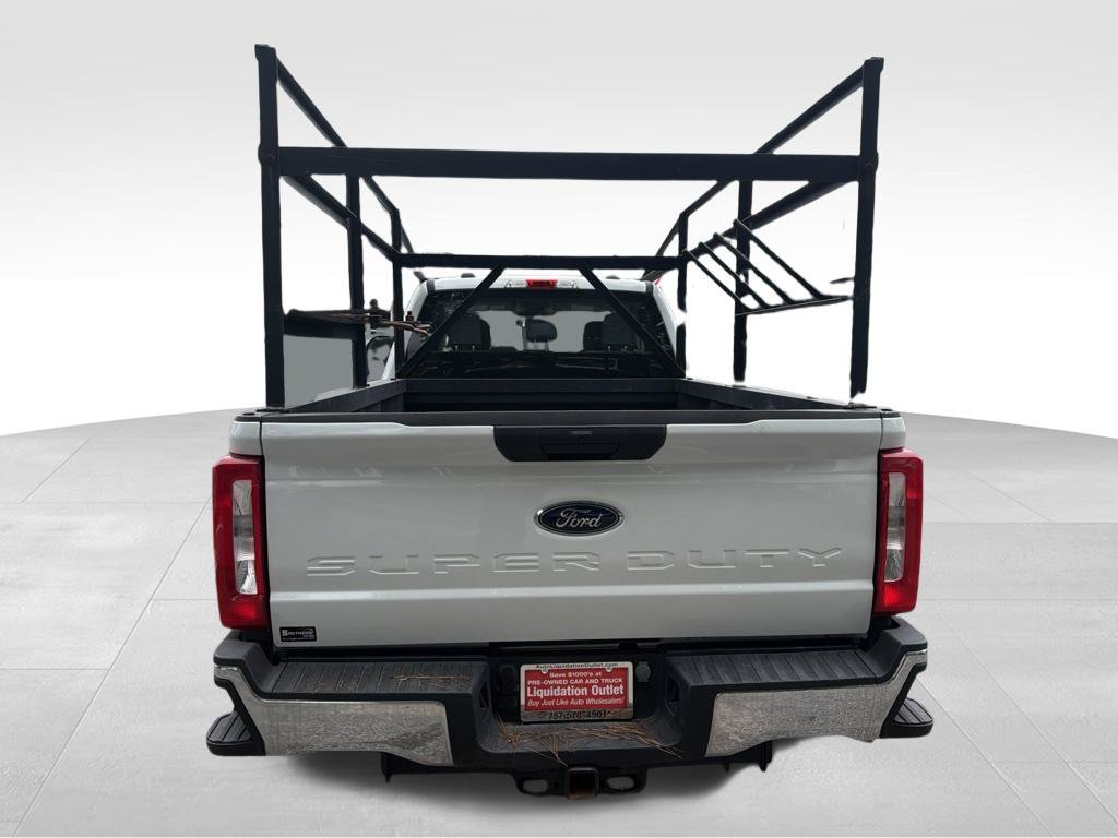 Used 2024 White Ford XL image 7