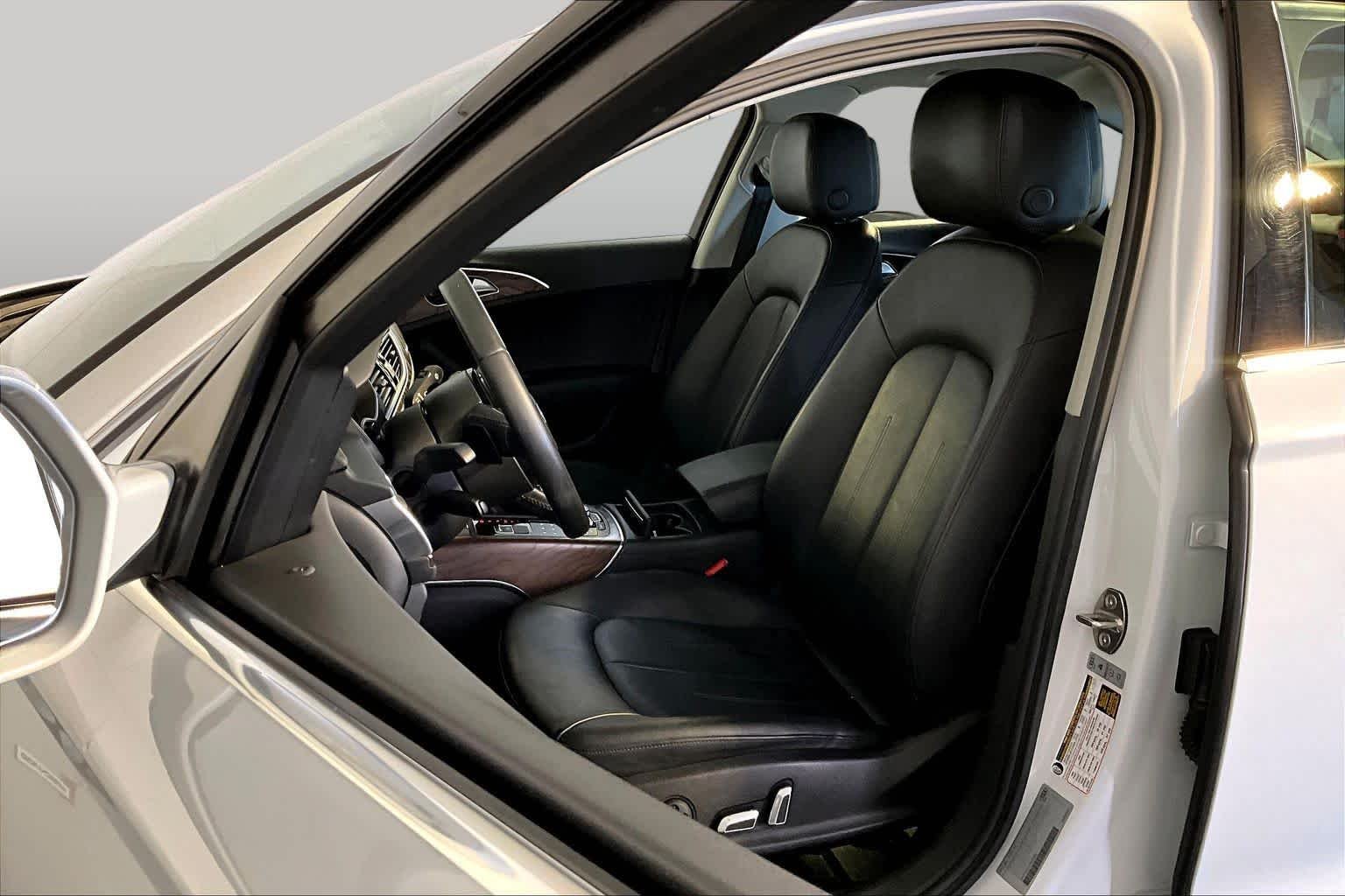 Used 2016 Glacier White Metallic Audi 3.0T Premium Plus image 8