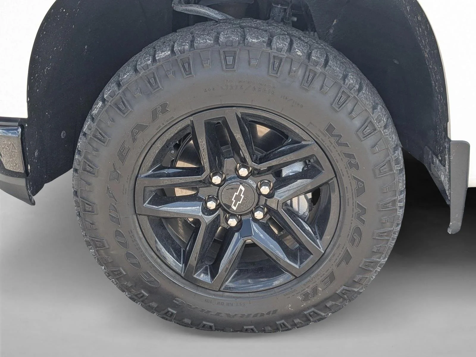 Used 2021 Summit White Chevrolet LT Trail Boss image 10