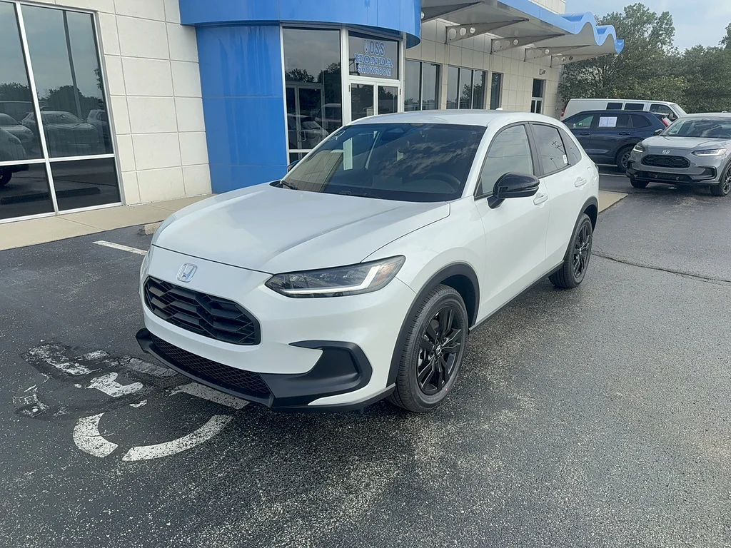 2027 Honda HR-V Sport, photo 4 of 12