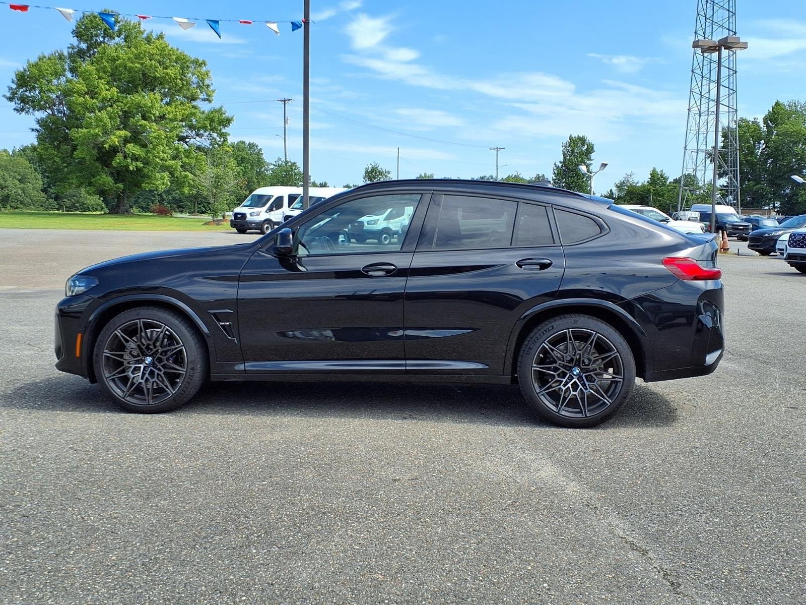 Used 2024 Black Sapphire Metallic BMW  image 3
