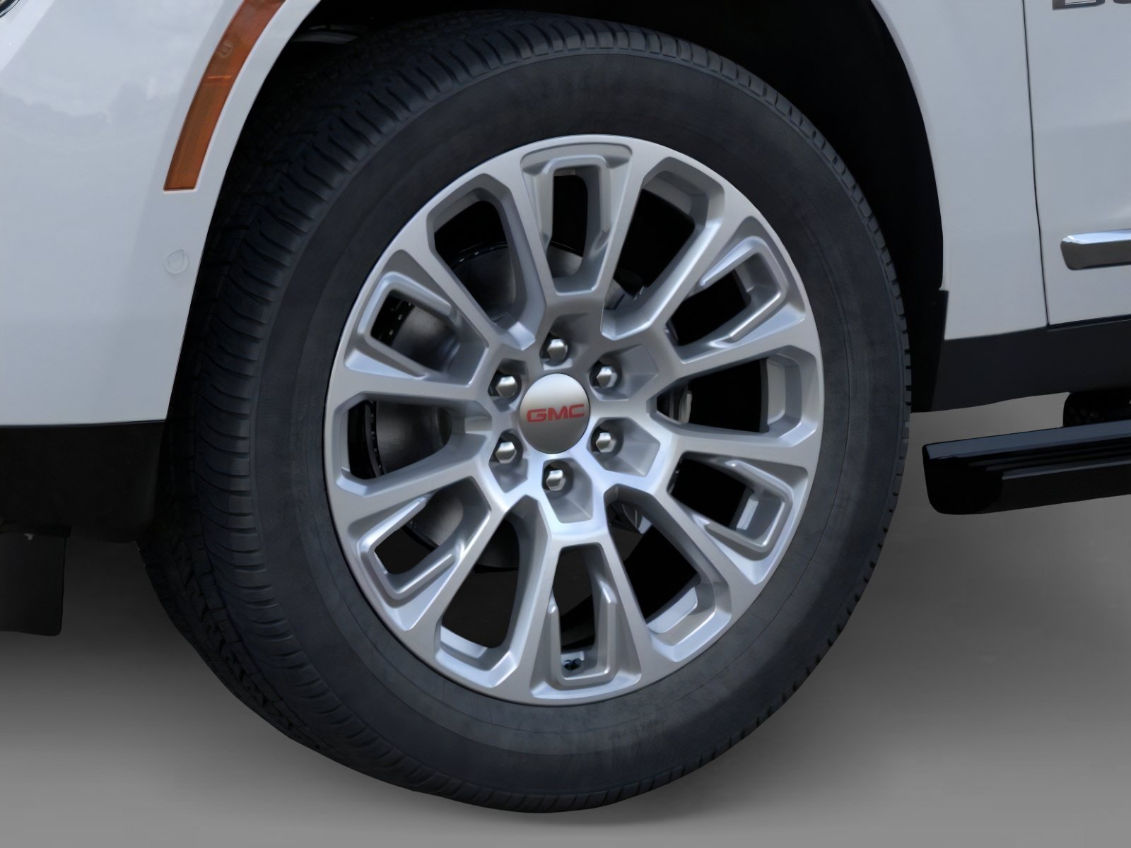 2026 GMC Yukon Denali - Photo 9