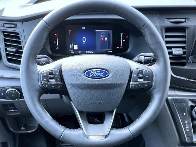 New 2026 Oxford White Ford Base image 34