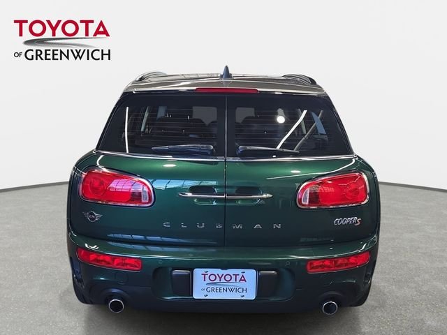 Used 2019 Green MINI Signature image 4