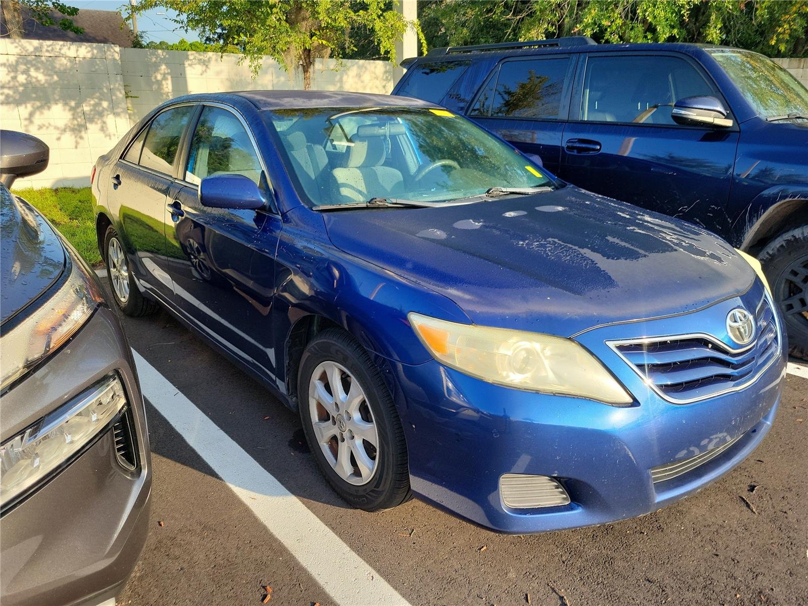 Used 2010 Blue Ribbon Metallic Toyota SE image 4