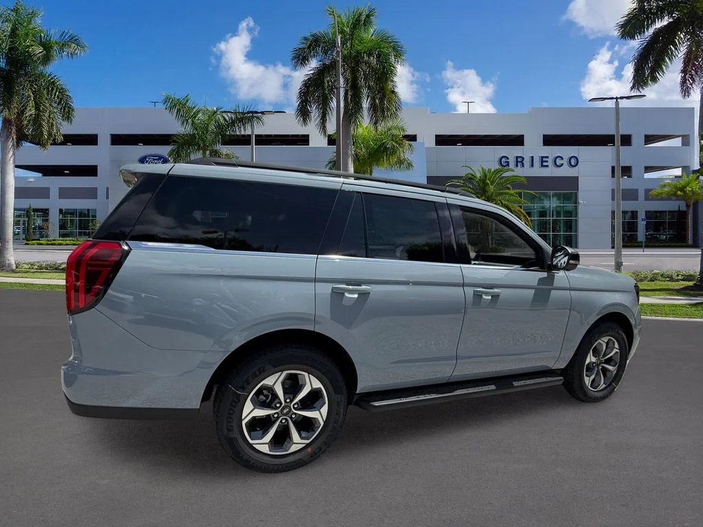 New 2027 Gray Ford Active image 7