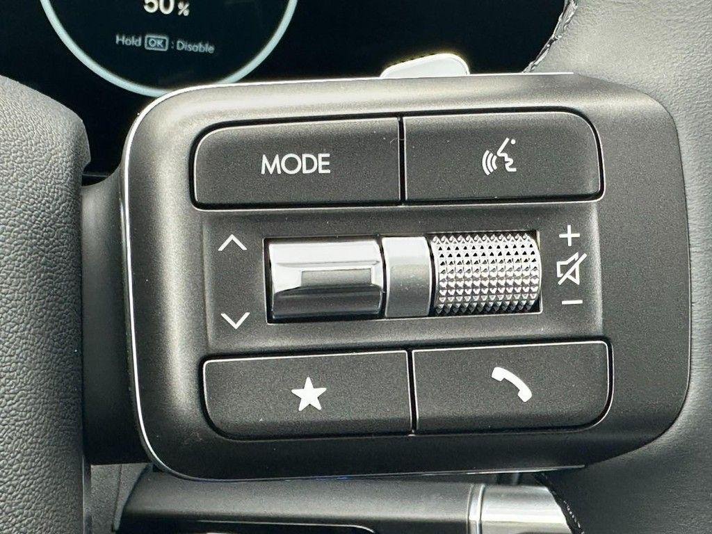 New 2026 White Hyundai Limited AWD image 14