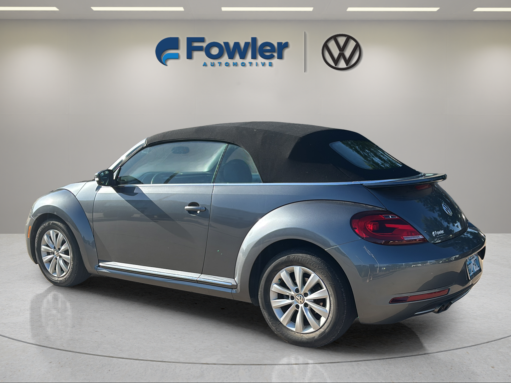 Used 2019 Gray Volkswagen 2.0T S image 5