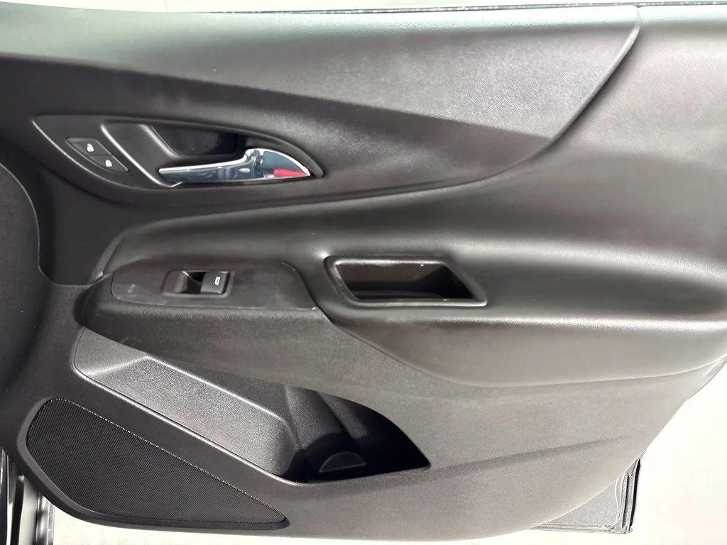 Used 2021 Gray Chevrolet LT image 15
