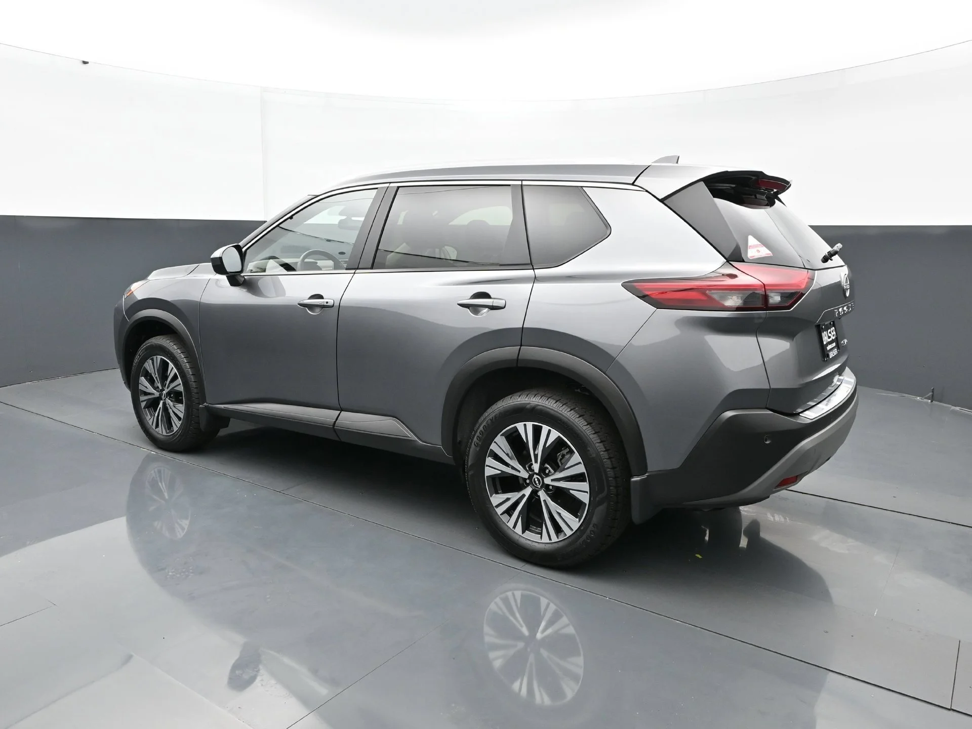 Used 2023 Gun Metallic Nissan SV image 4
