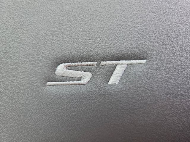 2026 Buick Enclave Sport Touring - Photo 13