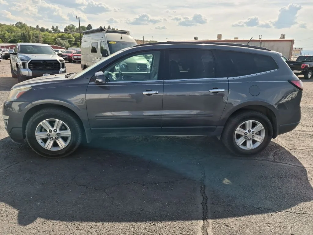 Used 2013 Gray Chevrolet 2LT image 6