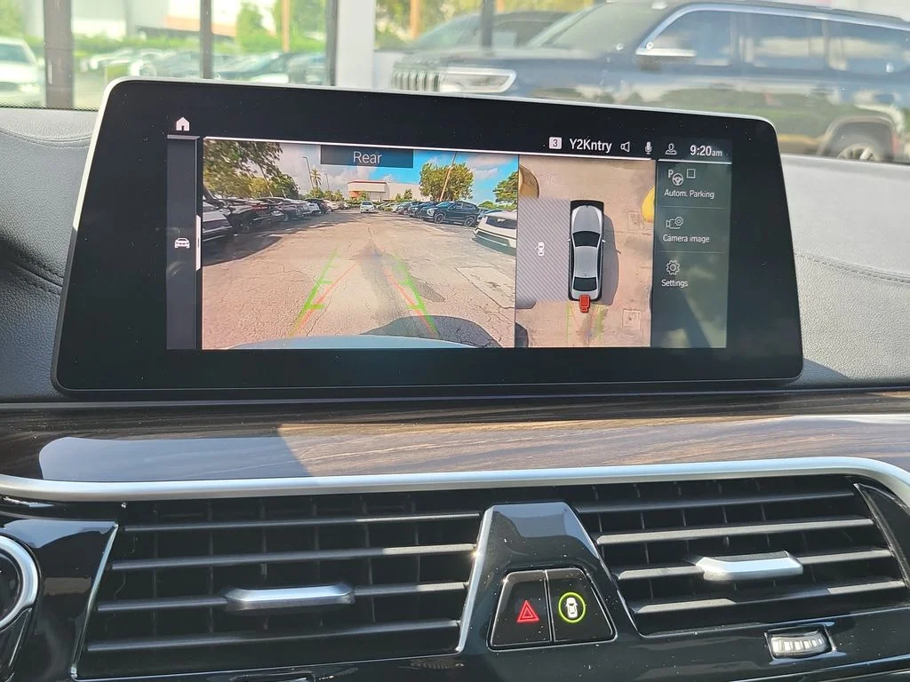 Used 2020 White BMW 540i xDrive image 38