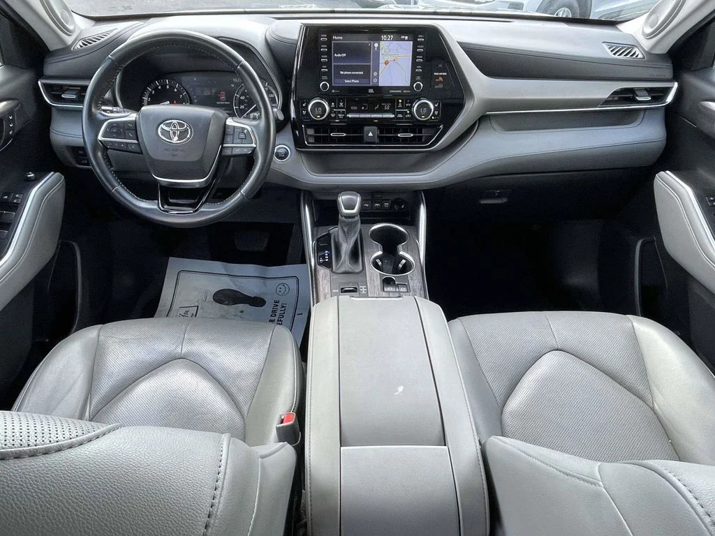 Used 2021 Amber Toyota Limited image 11