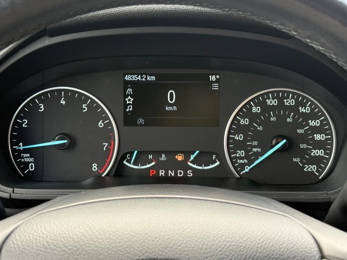 Used 2018 Blue Ford SE image 26
