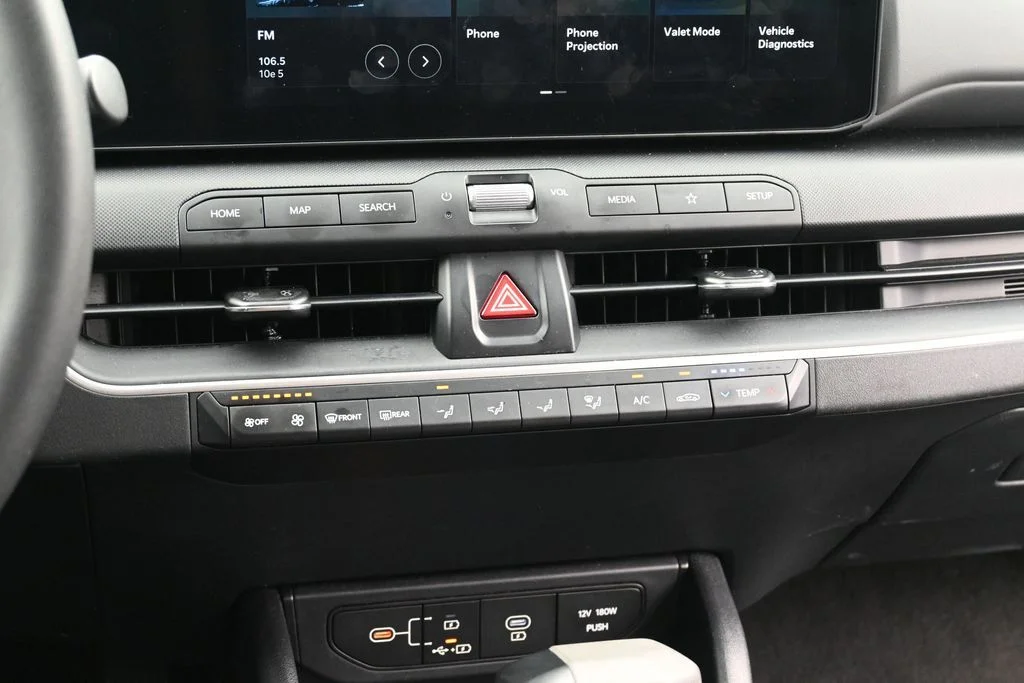 2025 Kia K4 LXS - Photo 20