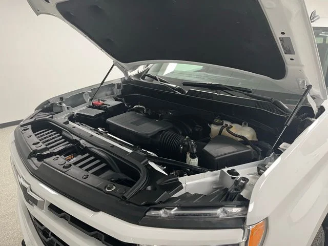 Used 2024 White Chevrolet RST image 60