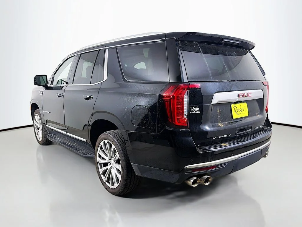 Used 2022 Black GMC Denali image 8
