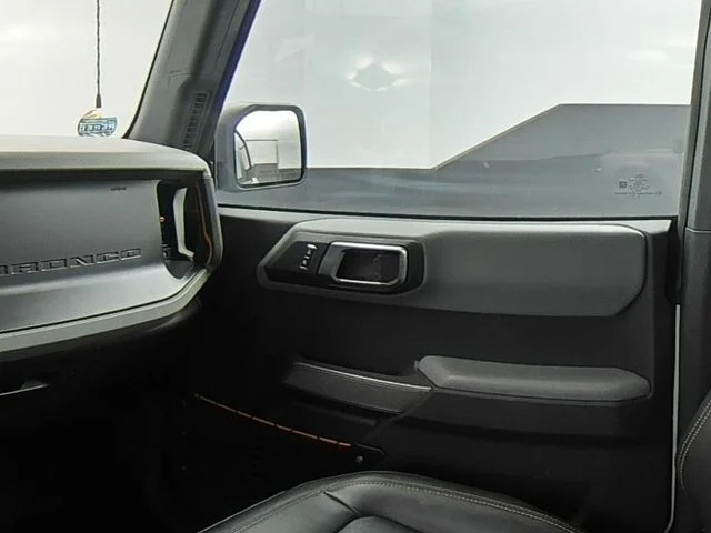 Used 2021 White Ford Badlands image 40