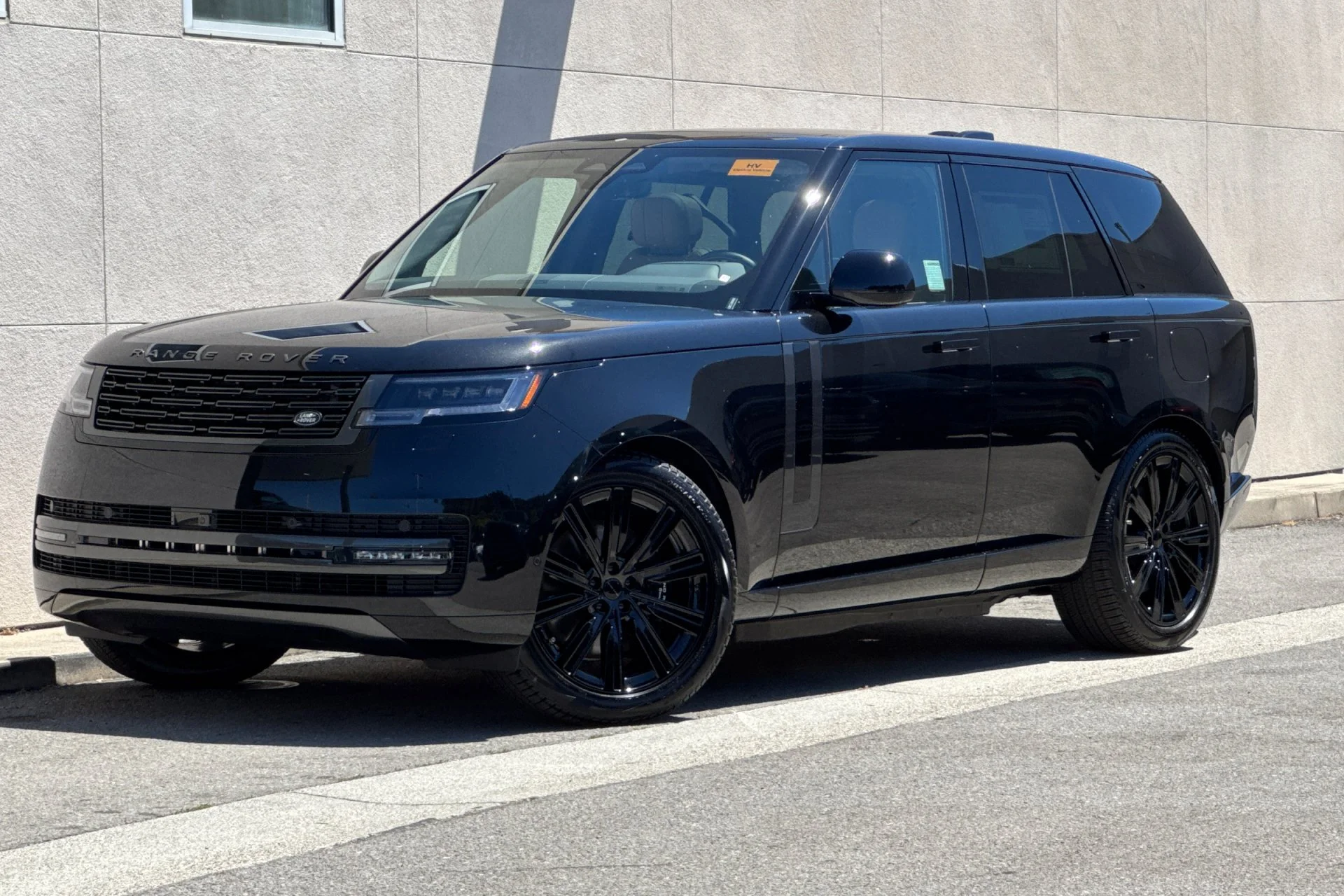 New 2026 Santorini Black Land Rover SE image 1
