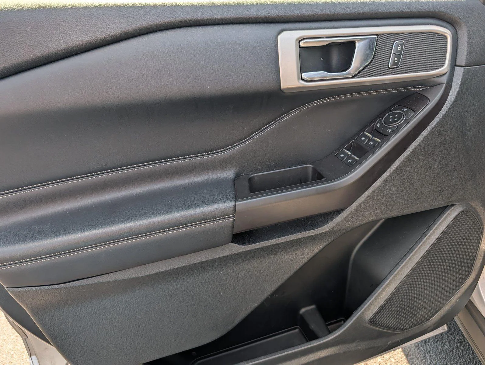 Used 2020 Iconic Silver Ford XLT image 14