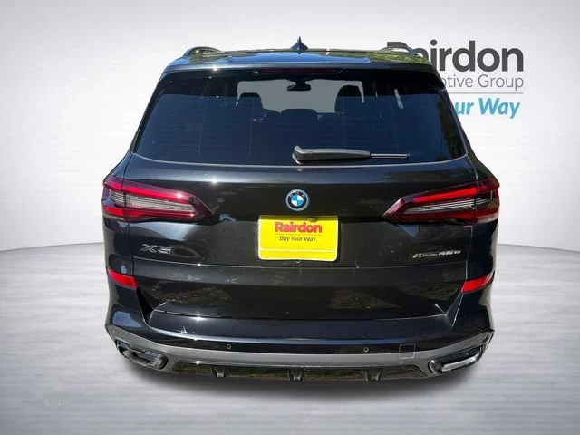 Used 2022 Black Sapphire Metallic BMW xDrive45e image 6