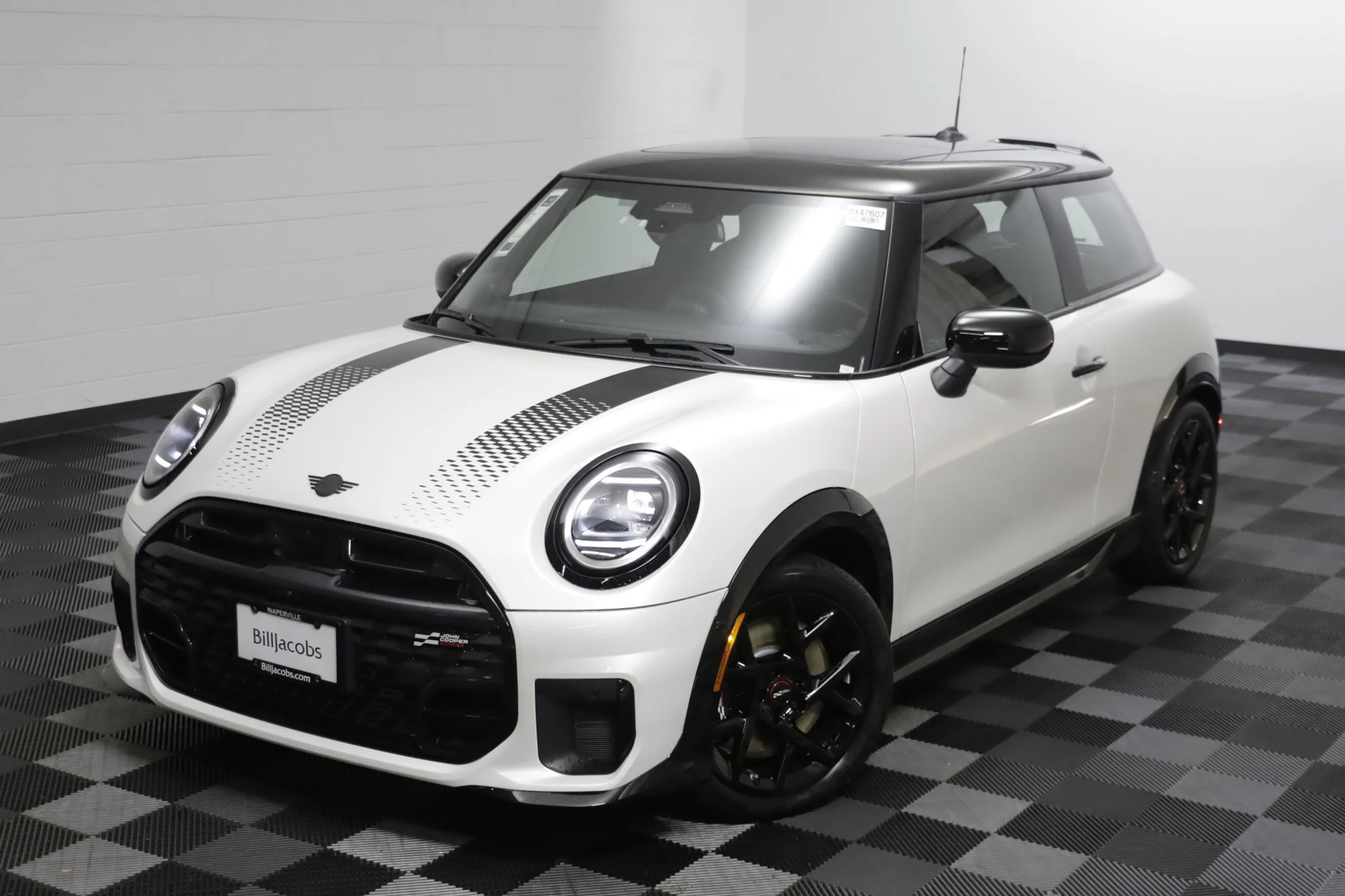 Certified Used 2026 White Metallic MINI Iconic image 2