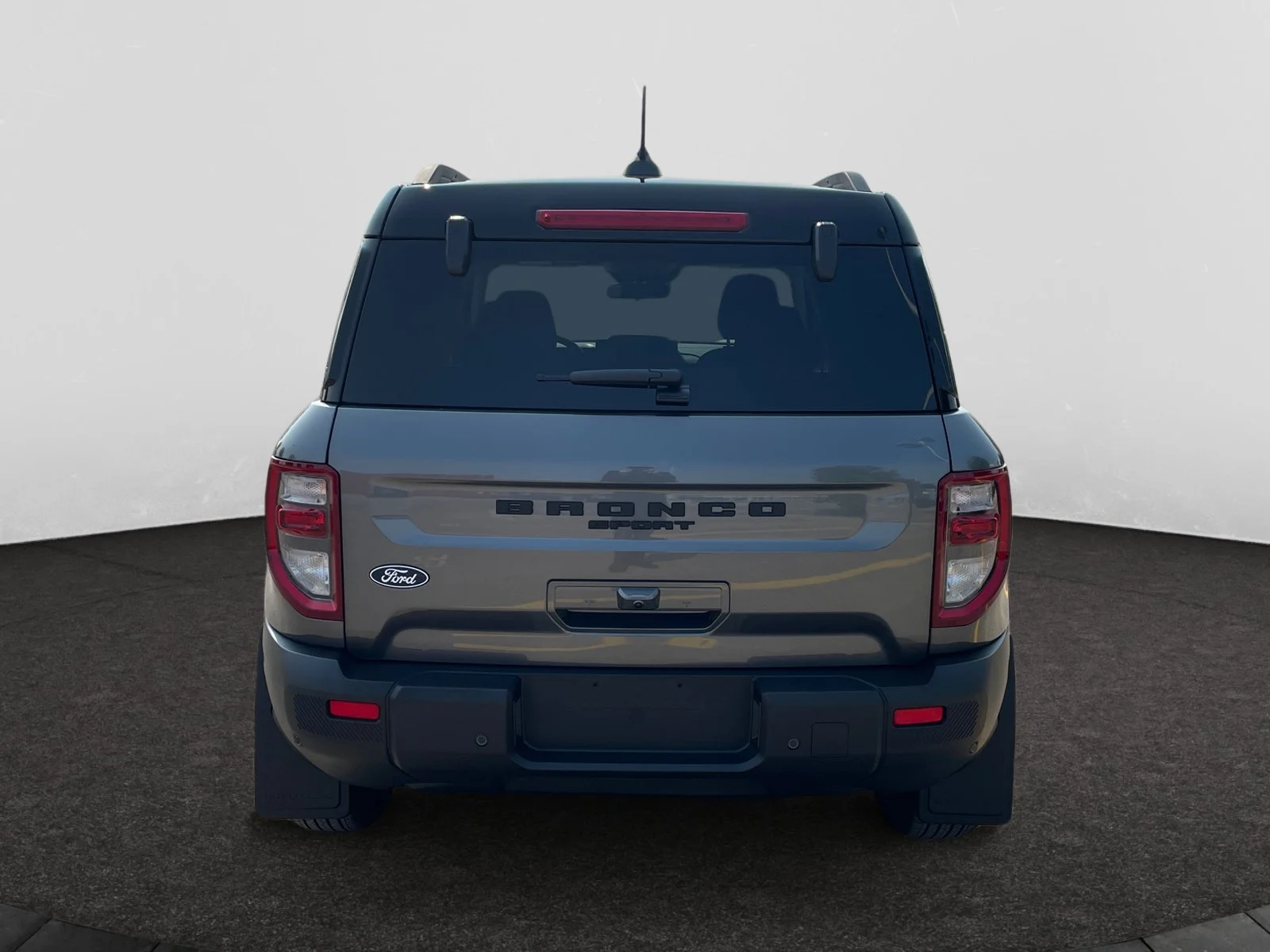 New 2026 Carbonized Grey Metallic Ford Big Bend image 4