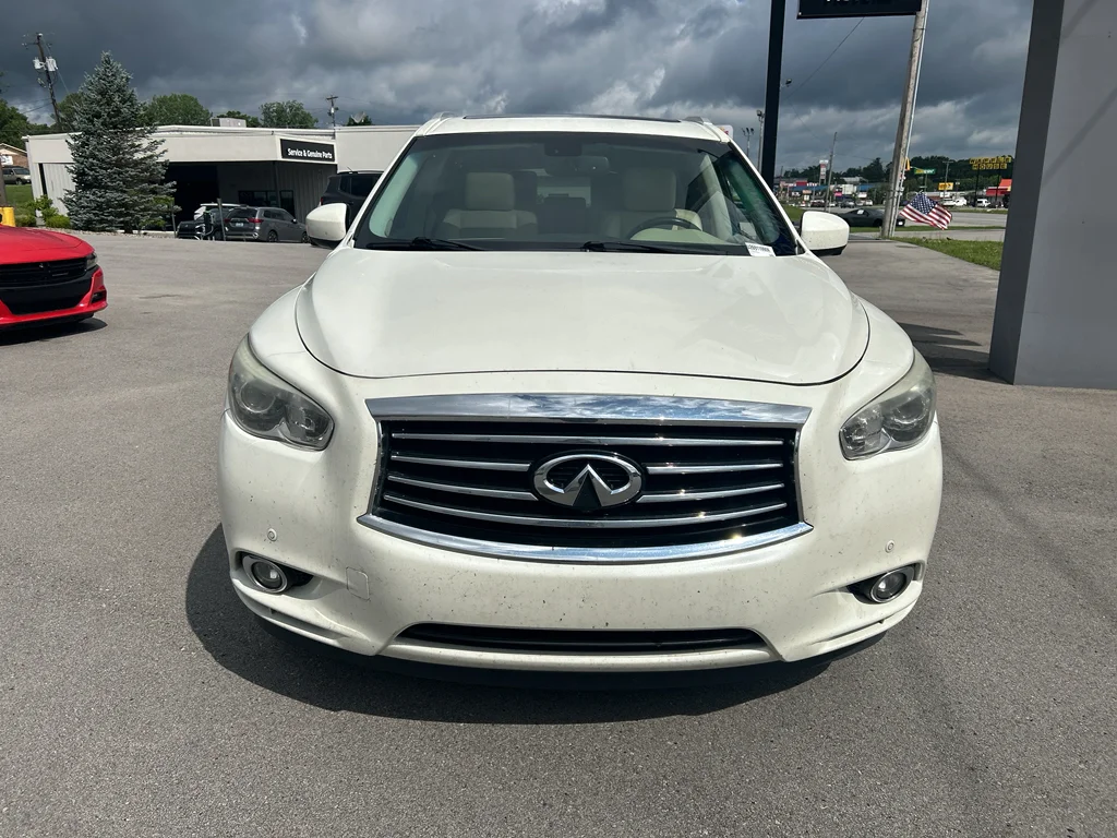 Used 2015 Majestic White INFINITI Base image 5