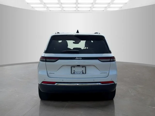 Certified Used 2024 White/off-white Jeep Laredo image 6