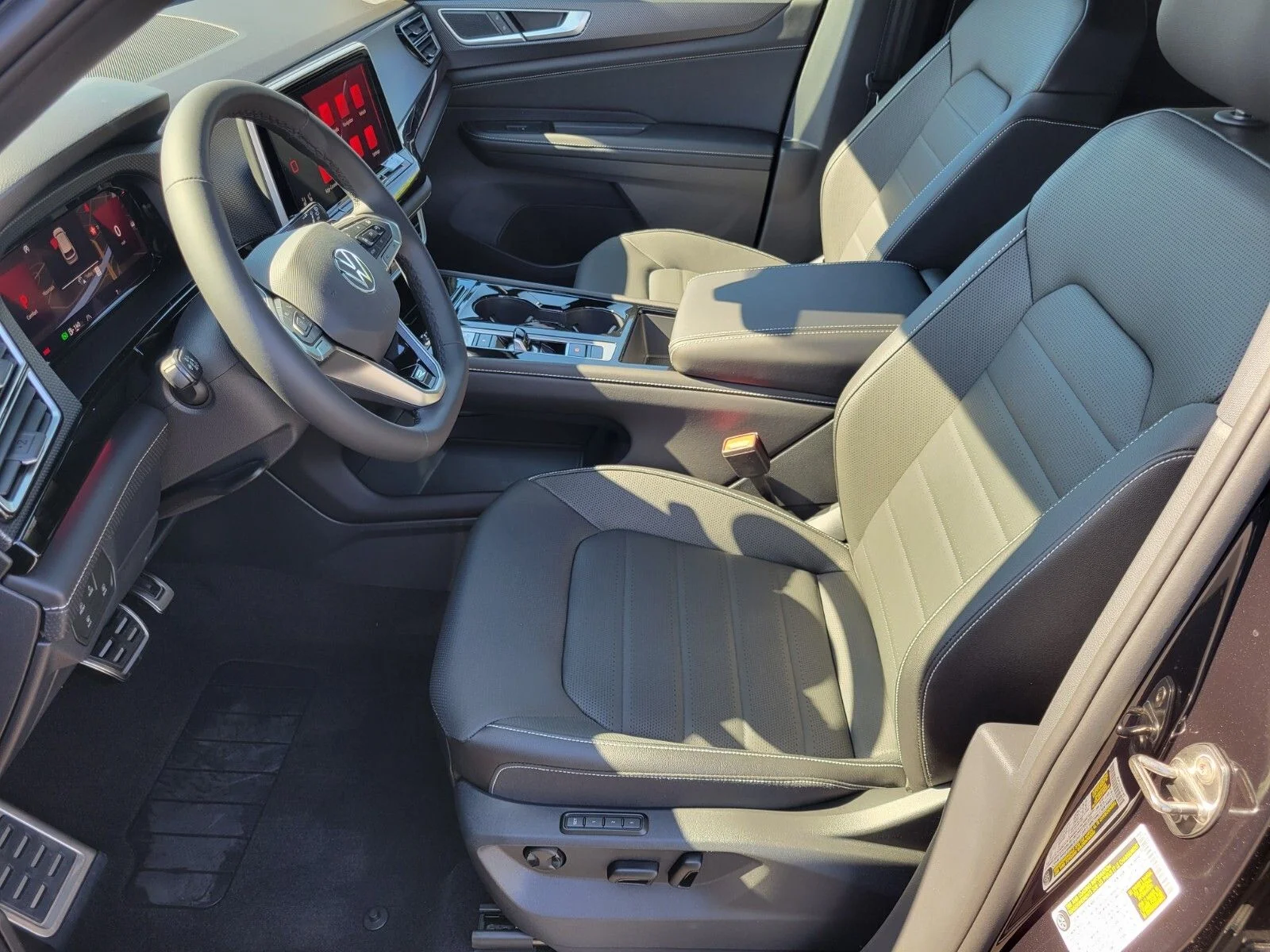 2026 Volkswagen Atlas Cross Sport SEL R-LINE - Photo 6