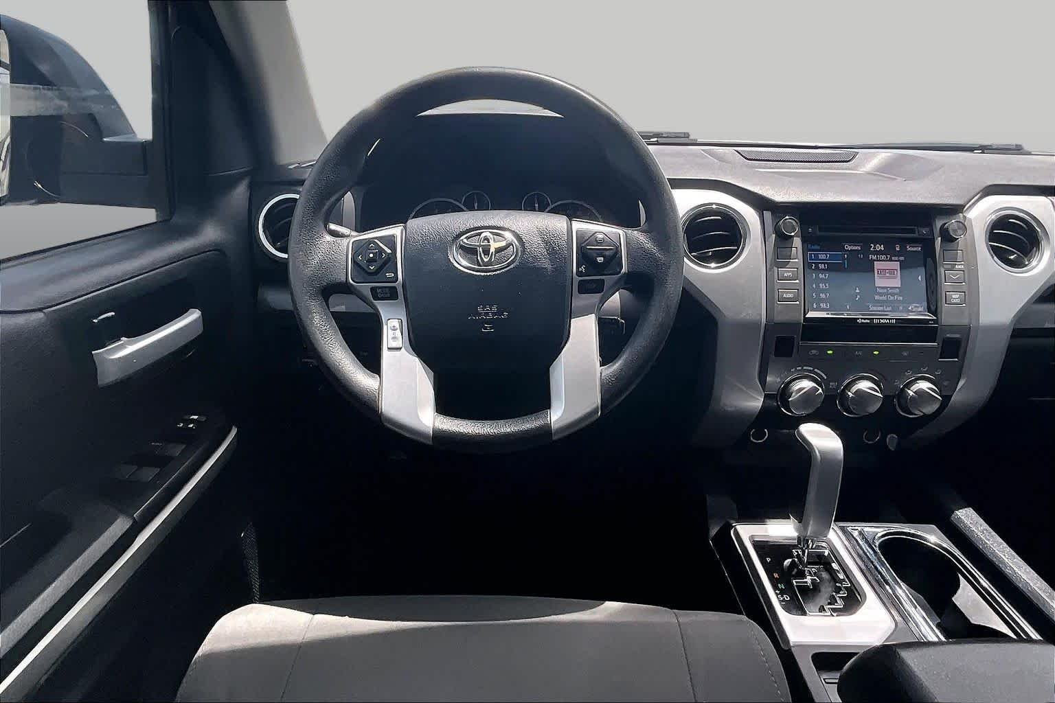 Pre-Owned 2017 Toyota Tundra SR5