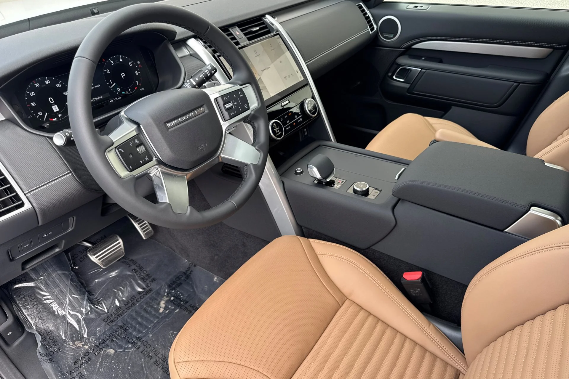 New 2026 Fuji White Land Rover Gemini Edition AWD image 13