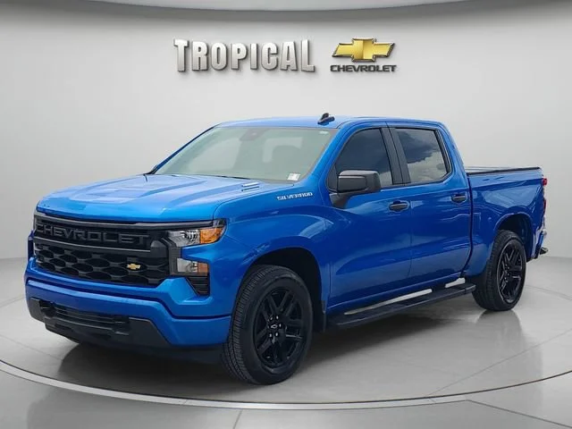 Used 2025 Riptide Blue Metallic Chevrolet Custom image 1