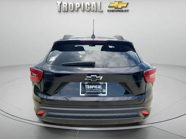New 2026 Mosaic Black Metallic Chevrolet LT image 4