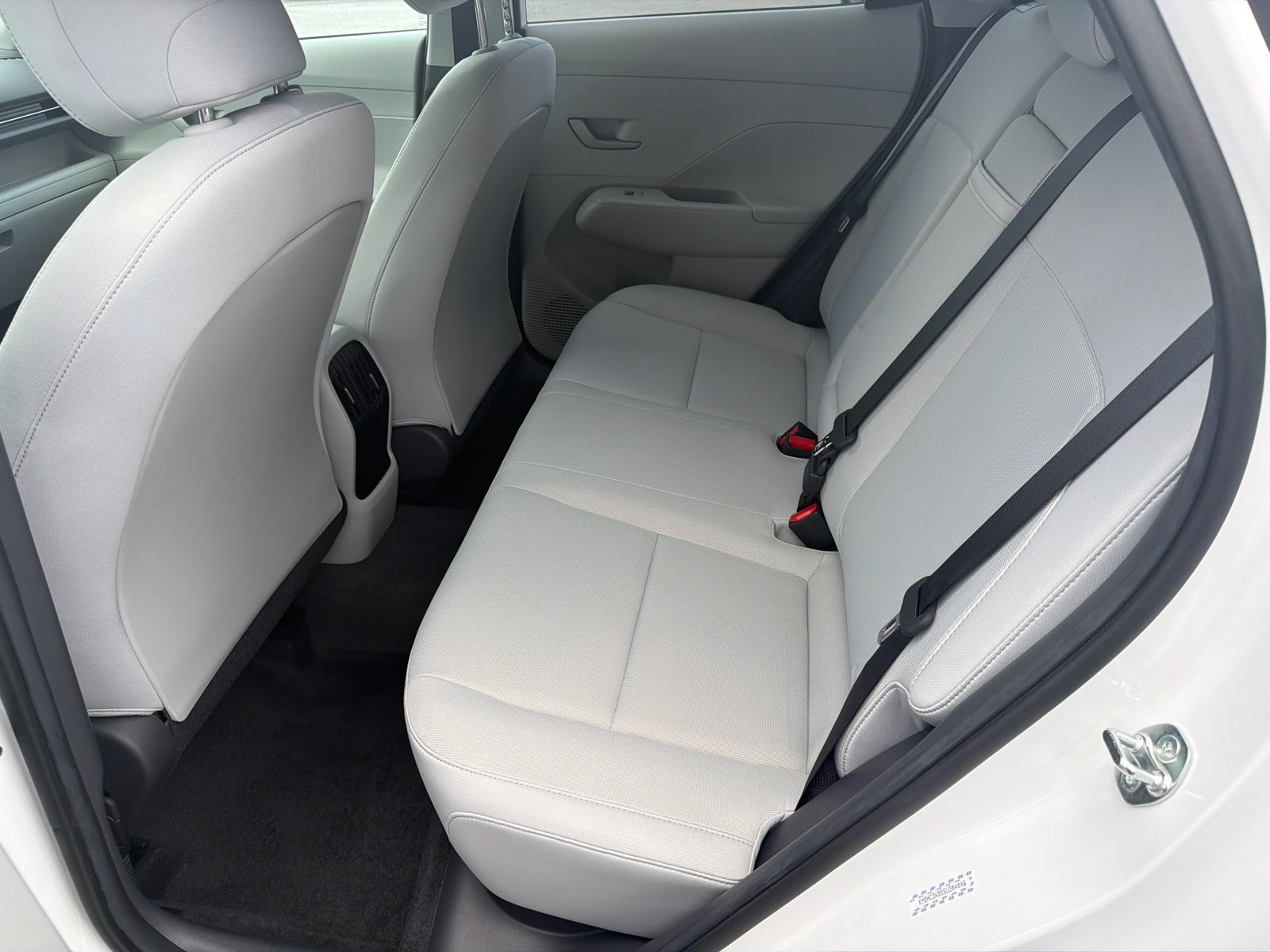 Used 2025 Atlas White Hyundai SEL Convenience image 21