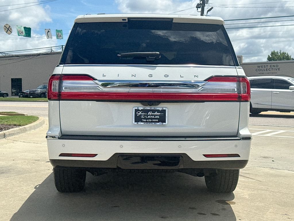 Used 2020 White Lincoln Reserve image 7